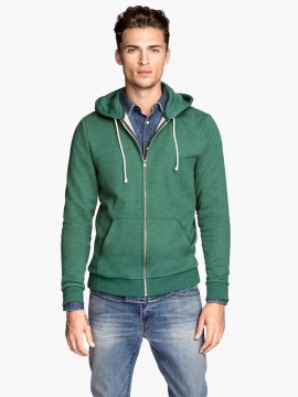 سترة بغطاء للرأس